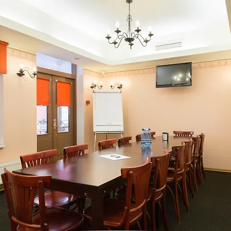 Koidulapark Hotel 2*