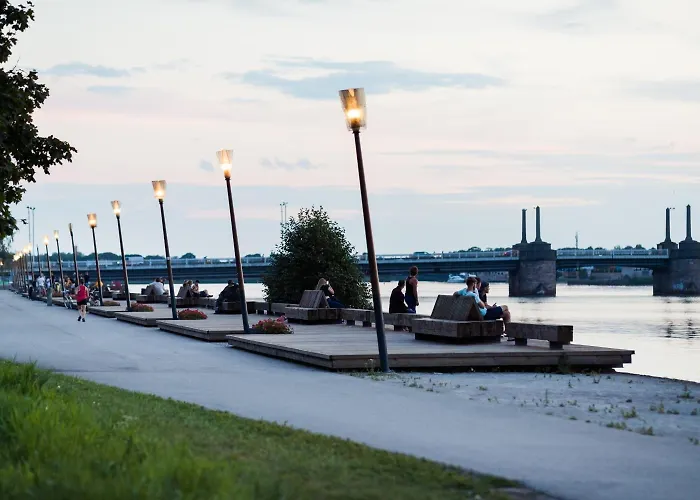 Hotel Koidulapark 2*